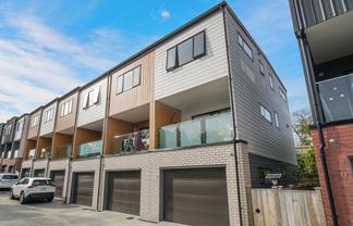 12/9 Schnapper Rock Road, Greenhithe