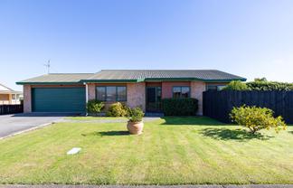 9A Walton Place, Ngatea