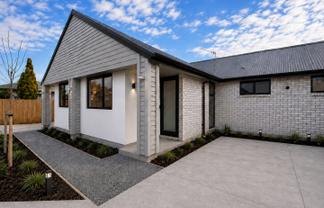 8/58 Bamford Street, Woolston