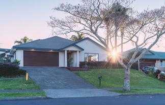87 Te Wharau Drive, Greenhithe