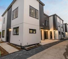 1/18 Jupiter Street, Papakura