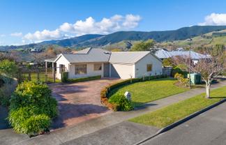 13 Appaloosa Avenue, Richmond