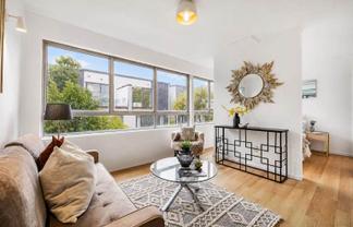 208/9 Sarawia Street, Newmarket