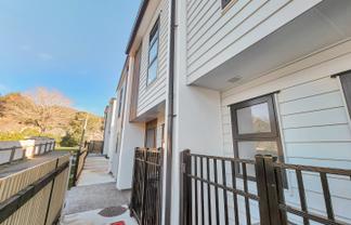 4/31 Wainuiomata Road, Wainuiomata