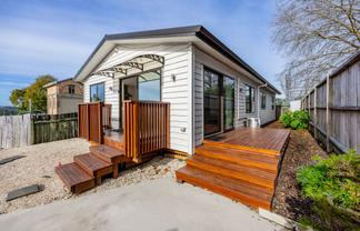 22A Lincoln Park Avenue, Massey