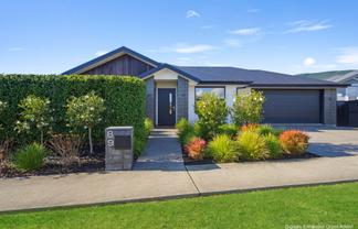 89 Daelyn Drive, Richmond