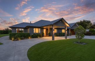 16A Roger Renall Avenue, Lansdowne