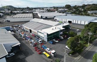 Mt Wellington Warehouse with Large Yard