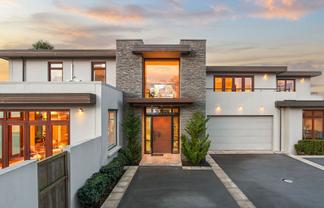 118 Straven Road, Fendalton