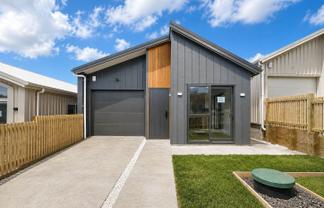 8 Kopu Road, Orewa