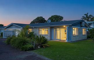 2b/66 Ocean Road, Ohope