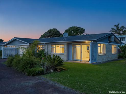 2/66B Ocean Road, Ohope