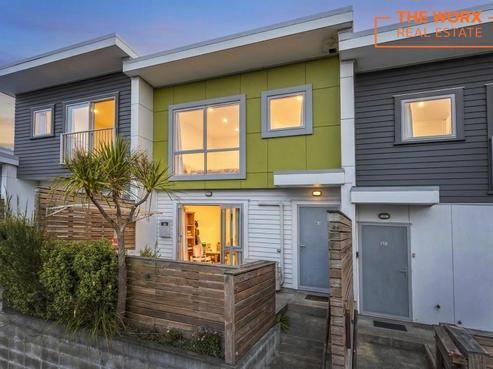 4/8 Middleton Road, Johnsonville