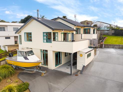 16 Tamatea Drive, Snells Beach