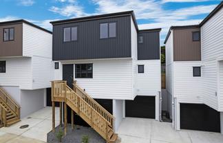 11C Kemp Road, Massey