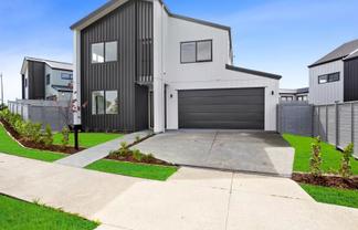 17 PARKMORE DRIVE "PARK GREEN", Papakura