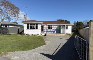 66 New York Street, Martinborough