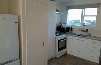 1/17 Worcester Street, West End