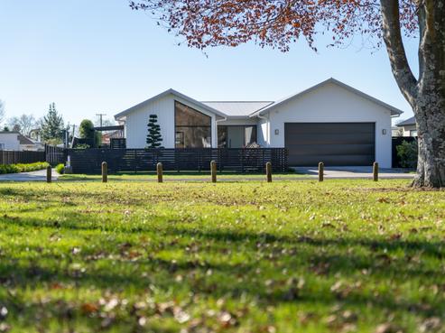 93 Thompson Street, Leamington