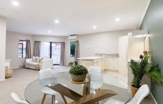 15/166 Waihi Road, Judea