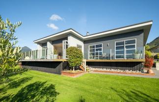33 Harbour View Heights, Picton