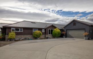 6 Houlahan Street, Clyde