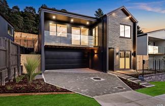 242, 244 West Hoe Heights, Orewa