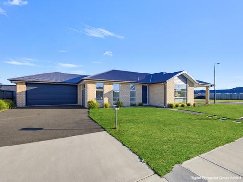 39 Chambers Avenue, Ravenswood