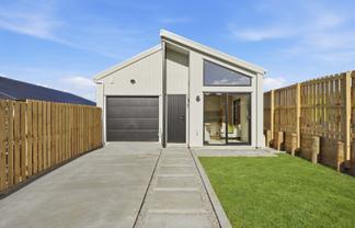 72 Ara Taha Crescent, Orewa