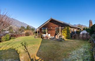 1 Witley Lane, Quail Rise, Lower Shotover
