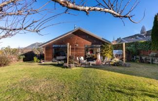1 Witley Lane, Quail Rise, Lower Shotover