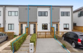 8 Freshland Drive, Flat Bush