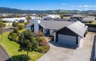 1 Topping Place, Whitianga