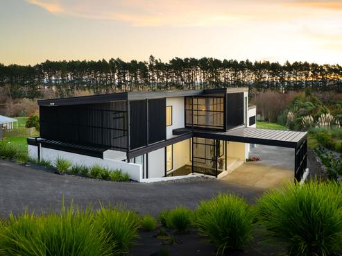 2221 River Road, Horsham Downs