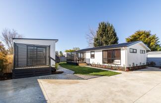 908A Outram Road, Akina