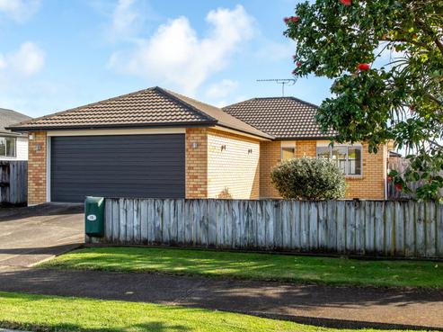 15 Raabia Close, Parakai