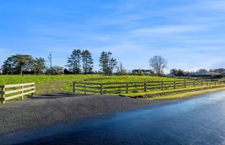 39 Rugby Road, Tariki