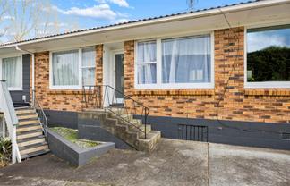 2/1058 Great North Road, Point Chevalier