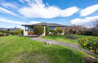 6 James Cross Place, Mapua