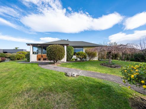 6 James Cross Place, Mapua