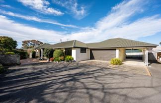 6 James Cross Place, Mapua