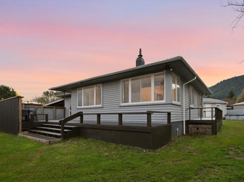 3 Liane Place, Mangakakahi