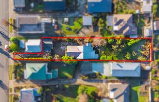 18 Maltby Avenue, West End