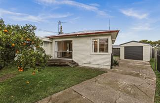 15 Devon Street, Taradale