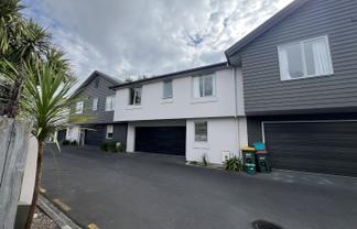 8/6 Page Place, Hamilton East