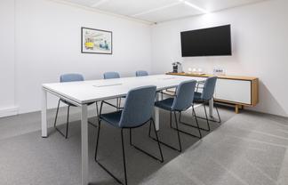 Office for 10 employees in HQ UrbanHub Wellington