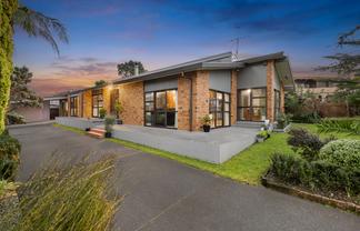 7 Tatyana Place, Massey
