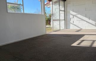 2/128 Farquhar Road, Glendene