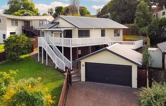 12 Flamingo Court, Goodwood Heights