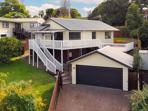 12 Flamingo Court, Goodwood Heights